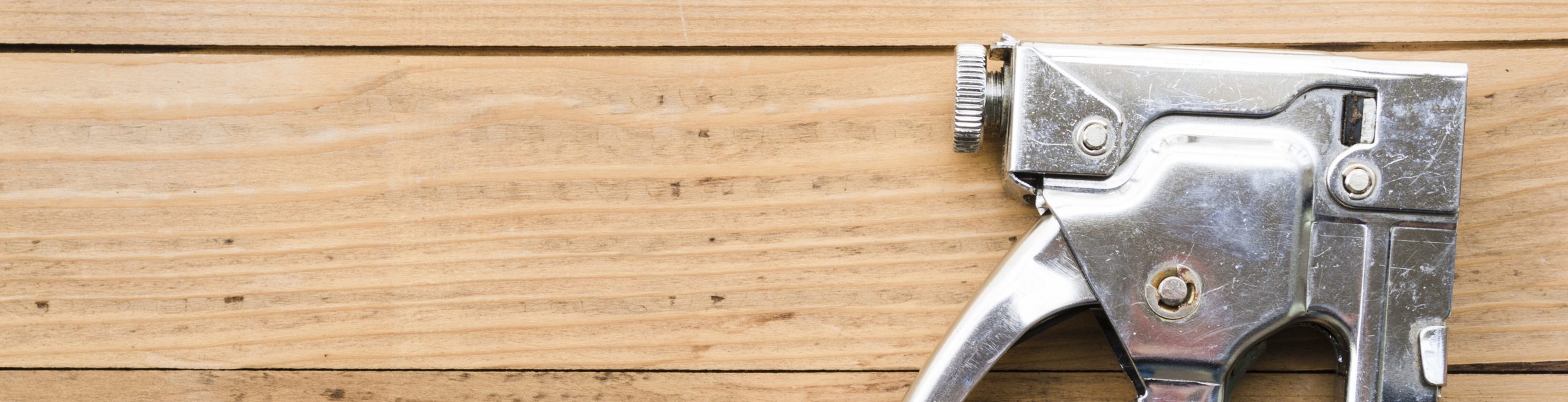 steel-staple-gun-table-1-1-scaled Steel staple gun table